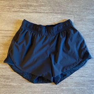 Black Reversible Lululemon shorts
